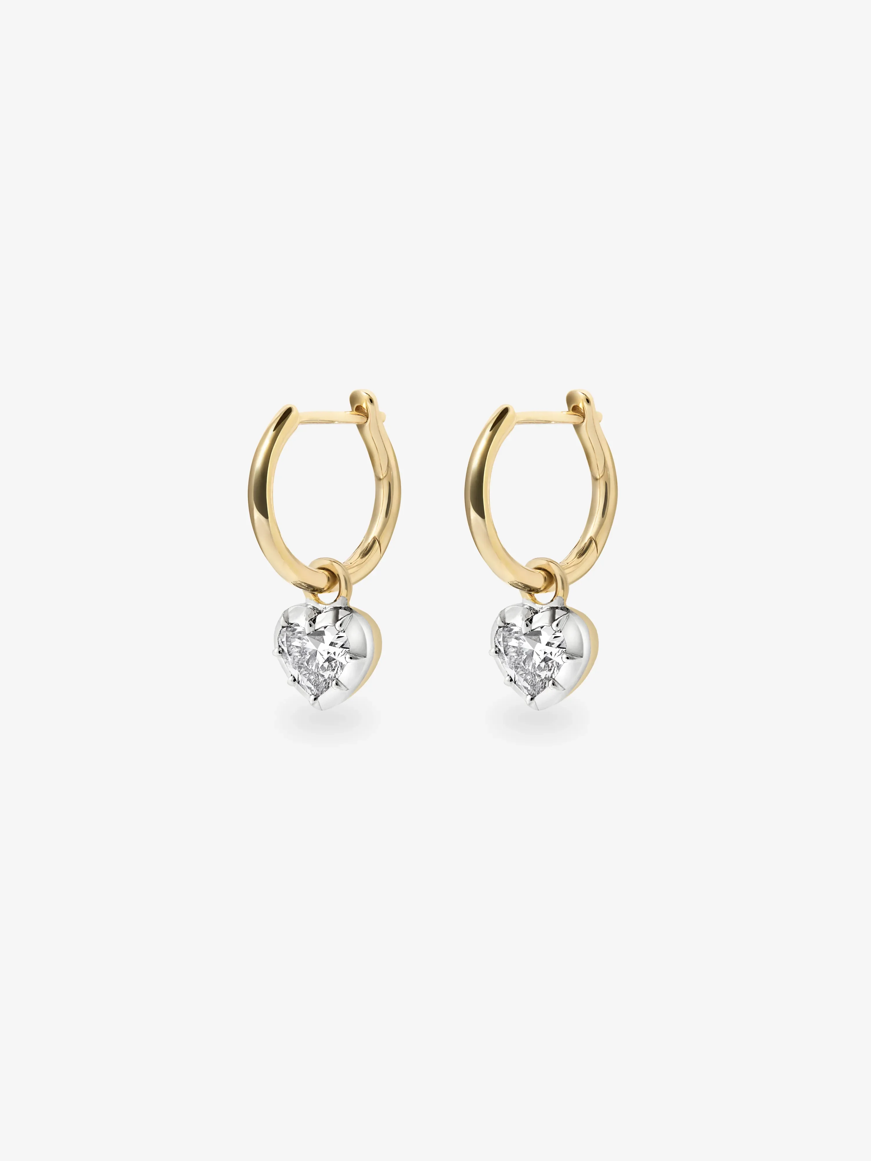 0.30ct Heart-Shaped Diamond & White Gold Gypset Hoop Earrings - Image 2