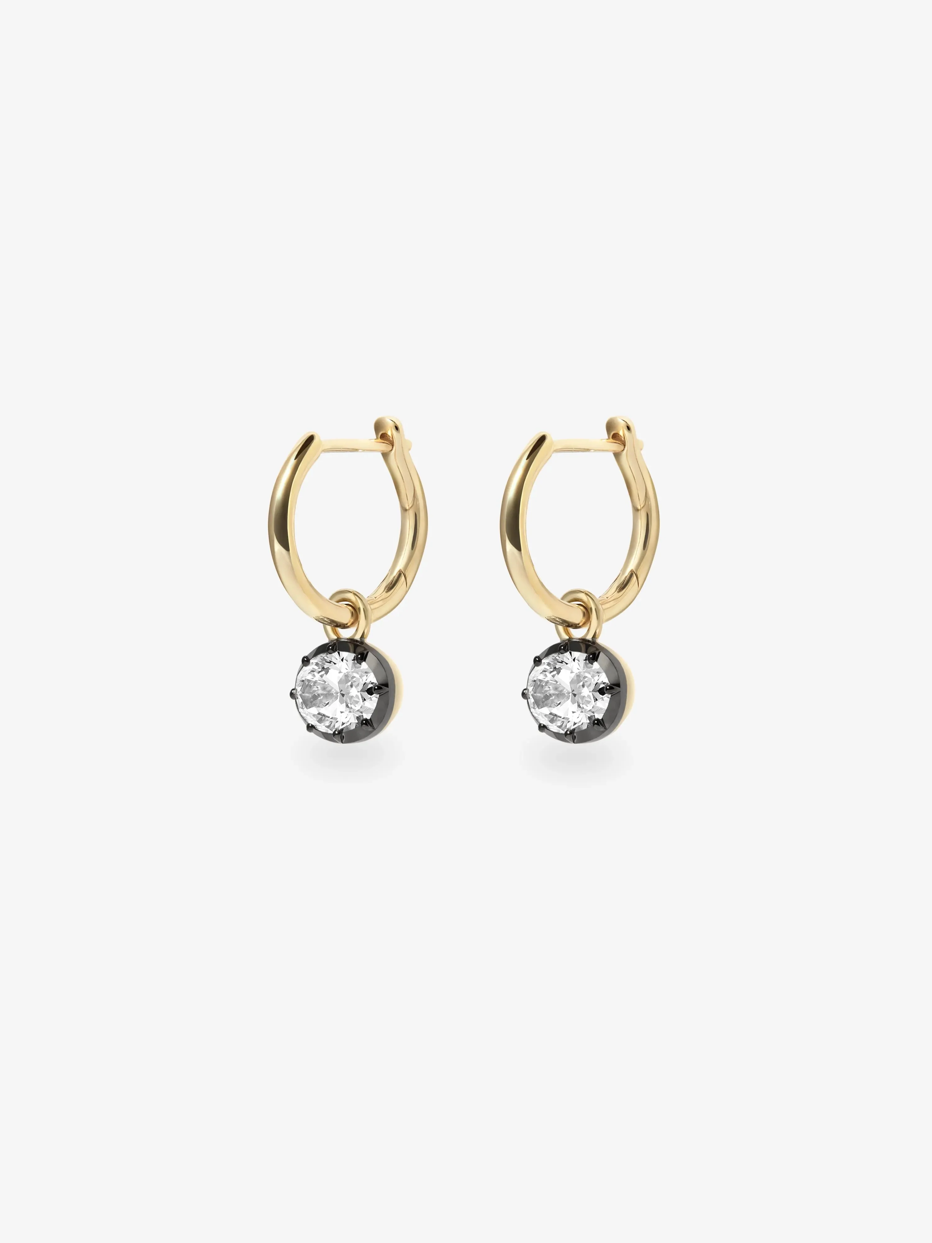 0.50ct East-West Oval Diamond & Blackened Gold Gypset Hoop Earrings - Image 2