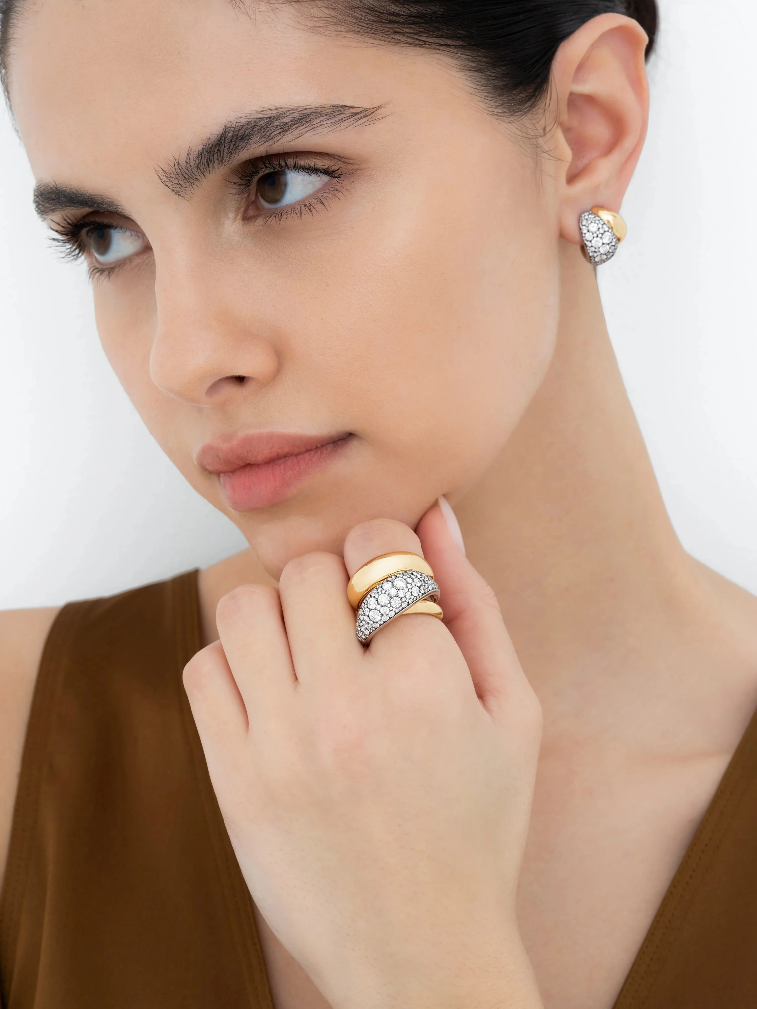 Rush Hour Diamond & Yellow Gold Triple Take Ring - Image 3