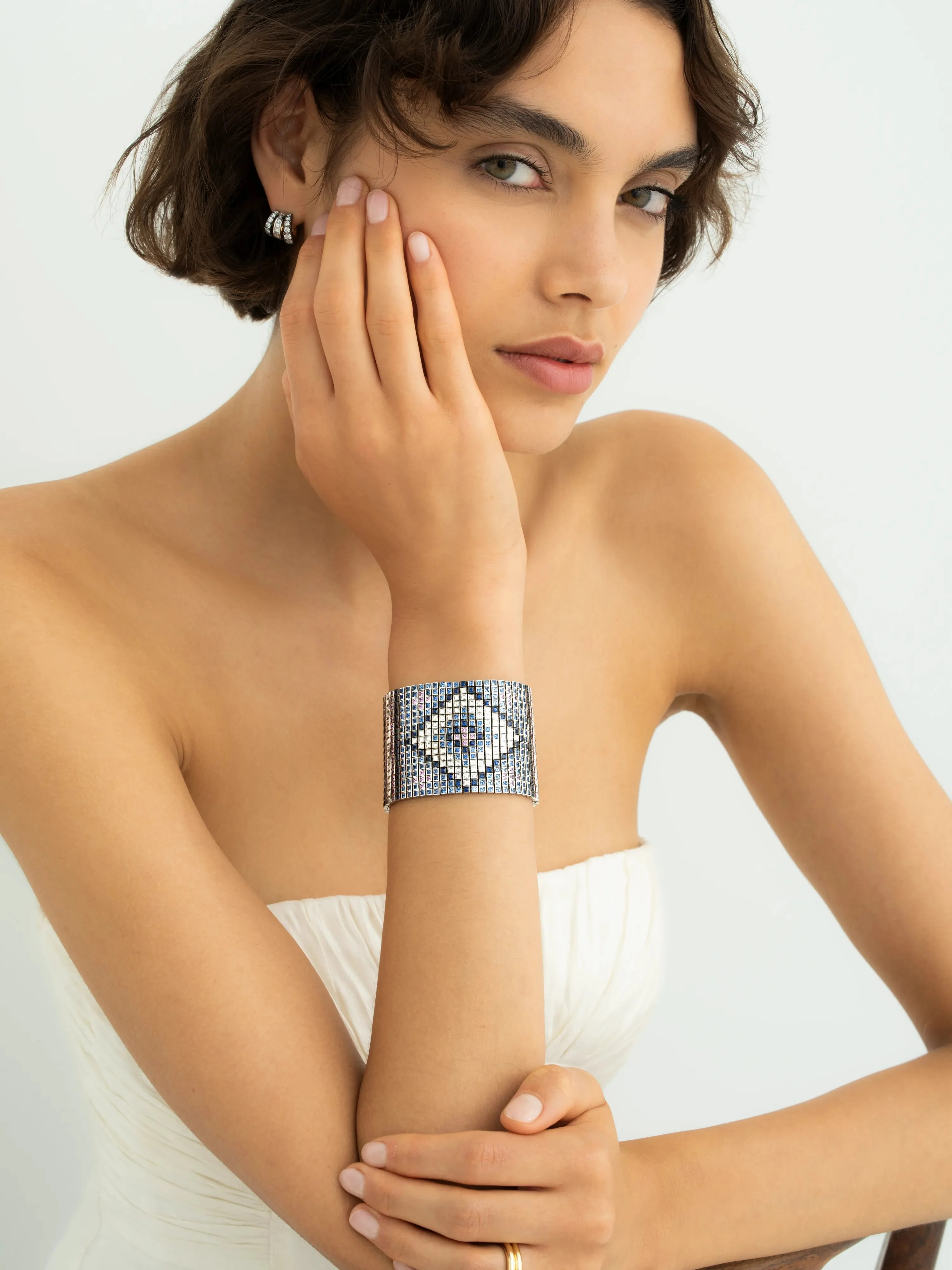 Tapestry Woven Diamond & Sapphire Bracelet - Image 3